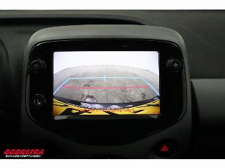 Toyota Aygo 1.0 VVT-i x-play Airco Cruise Camera 44.294 km! picture 16