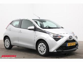 Toyota Aygo 1.0 VVT-i x-play Airco Cruise Camera 44.294 km! picture 2