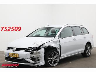 Schadeauto Volkswagen Golf 1.6 TDI DSG Highline R-Line ACC SHZ Clima Navi Camera 2017/4