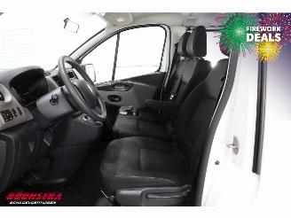 Renault Trafic Passenger 1.6 dCi Expression 9-Pers. Airco picture 8