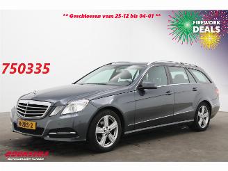 Voiture accidenté Mercedes E-klasse Estate 200 CGI 7G-Tronic BlueEff. Leder Navi Clima Cruise SHZ PDC AHK 2013/1