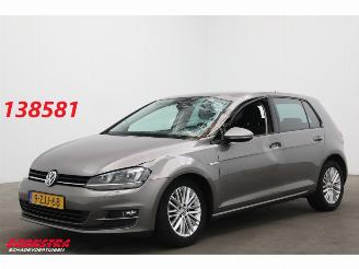 krockskadad bil auto Volkswagen Golf 1.4 TSI CUP Edition Xenon Navi Cruise Clima PDC 2015/1