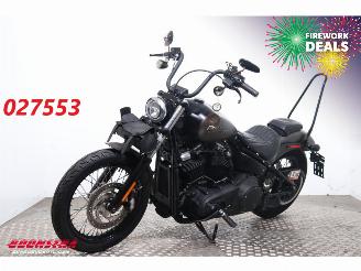 danneggiata motocicli Harley-Davidson  FXBB Street Bob Vance Hines 2018/1