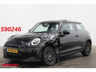 Vaurioauto  passenger cars Mini Mini Cooper SE 33 kWh Schuifdak LED Leder Cruise Camera SHZ 2022/6