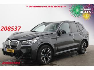 Voiture accidenté BMW iX3 Executive M-sport Pano ACC Leder Navi SHZ AHK 2021/12