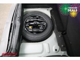 Peugeot 208 1.2 PureT. Signature Navi Camera Carplay Airco Cruise picture 9