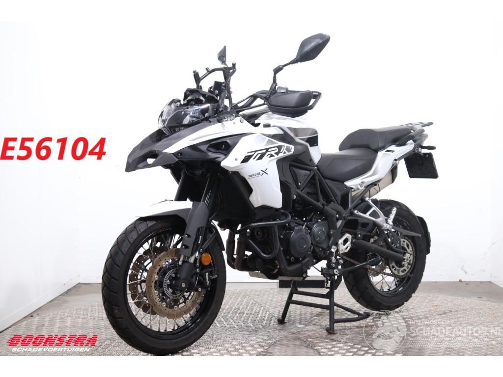 Benelli TRK 502 X 35 KW ABS 2.500 km!