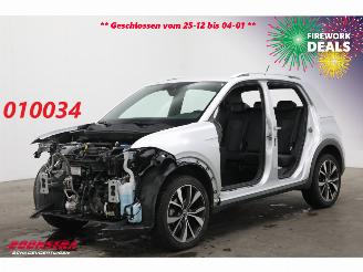 damaged passenger cars Volkswagen T-Cross 1.0 TSI R-Line DSG Teilediebstahl ACC Virtual Clima Camera SHZ 20.232 km! 2024/11