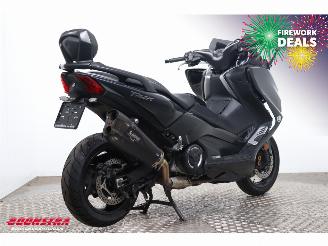 Yamaha  T-Max 530 Black Max Akrapovic picture 3