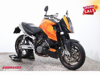 KTM  990 SuperDuke +Paddock stand +extra uitlaat +extra spiegelset! picture 2