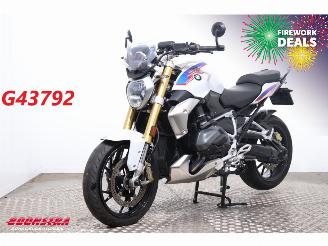 danneggiata motocicli BMW  R 1250 R 3X Pakket Cruise Heizgriffe LED 15.188 km! 2020/11