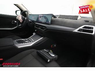 BMW 3-serie 330e Schuifdak 360° LED Cruise SHZ 4.216 km! picture 14
