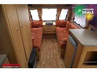 Swift  Charisma 220 BY 2006 Oven picture 8