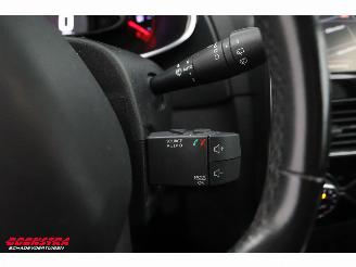 Renault Clio Grandtour Estate 0.9 TCe Intens LED Navi Clima Cruise PDC AHK 109.478 km! picture 22