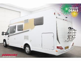 Carado  T 448 Capron 2.3 130 PK Automaat Fransbed Schotel Hefbed Zonnepaneel Airco Cruise picture 4