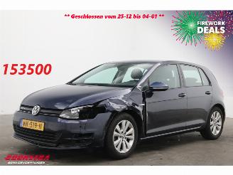 damaged passenger cars Volkswagen Golf 1.0 TSI Comfortline Navi Clima Cruise PDC AHK 125.216 km! 2017/2
