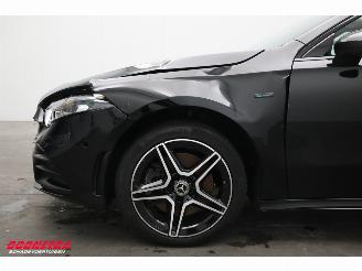 Mercedes A-klasse 250e AMG Pano LED Memory Camera SHZ picture 12