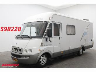 Schade camper Hymer  B 614 Hymermobil 2.8 JTD Dakairco Solar Hefbed Dwarsbed Cruise Apple/Anrdoid 2005/6
