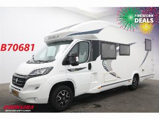 danneggiata camper Chausson  Welcome 727 GA 2.3 MJ Solar Hefbed Single Beds Leder Cruise Camera AHK 58.856 km! 2016/10