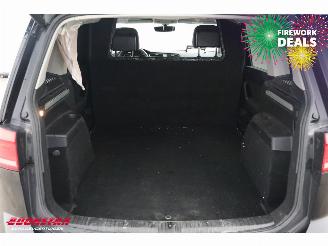 Volkswagen Touran 1.6 TDI VAN Navi Clima Cruise SHZ PDC AHK 143.757 km! picture 29