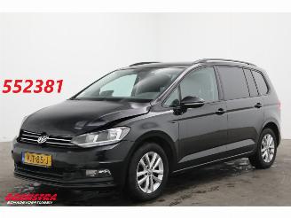 Schade bestelwagen Volkswagen Touran 1.6 TDI VAN Navi Clima Cruise SHZ PDC AHK 143.757 km! 2017/10