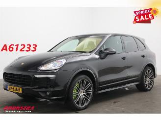 uszkodzony samochody osobowe Porsche Cayenne 3.0 S E-Hybrid Sport Design BiXenon Memory Leder SHZ AHK 2015/12