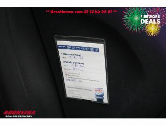 Volvo V-40 Cross Country 2.0 T3 Momentum LED Memory Leder Navi Camera SHZ PDC AHK picture 23