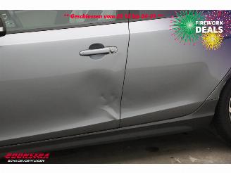 Volvo V-40 Cross Country 2.0 T3 Momentum LED Memory Leder Navi Camera SHZ PDC AHK picture 7