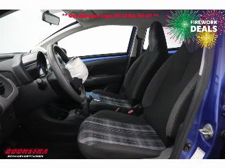 Peugeot 108 1.0 e-VTi Active Airco Bluetooth Eerste Eigenaar 11.991 km! picture 15