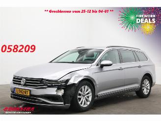 skadebil auto Volkswagen Passat Variant Variant 1.5 TSI DSG Comfort Business LED ACC Navi Clima PDC AHK 2020/2