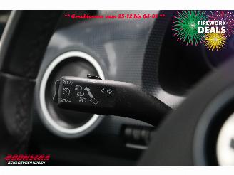 Volkswagen Up! 1.0 Clima Cruise SHZ PDC Camera 87.467 km! picture 23