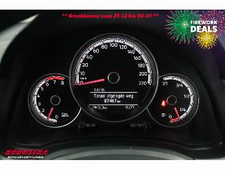 Volkswagen Up! 1.0 Clima Cruise SHZ PDC Camera 87.467 km! picture 22