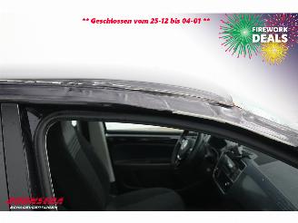 Volkswagen Up! 1.0 Clima Cruise SHZ PDC Camera 87.467 km! picture 14
