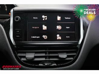 Peugeot 2008 1.2 PureTech Active Pano Navi Airco Cruise PDC 77.152 km! picture 23