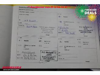 Porsche Taycan 4 93 kWh LED ACC Pano 360° Memory picture 37
