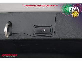 Porsche Taycan 4 93 kWh LED ACC Pano 360° Memory picture 40