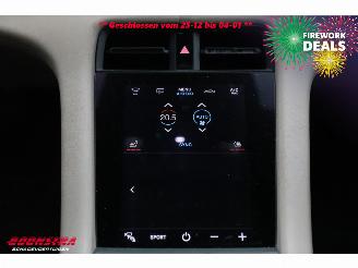 Porsche Taycan 4 93 kWh LED ACC Pano 360° Memory picture 35