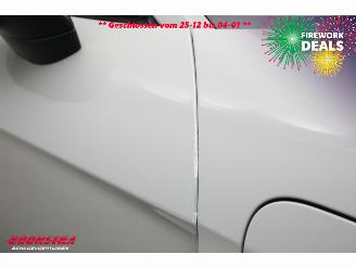 Porsche Taycan 4 93 kWh LED ACC Pano 360° Memory picture 7