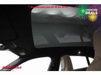 Porsche Taycan 4 93 kWh LED ACC Pano 360° Memory picture 19
