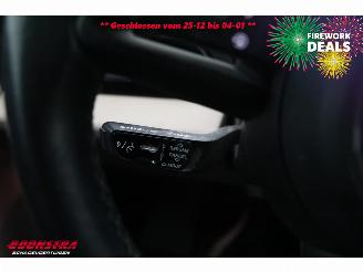 Porsche Taycan 4 93 kWh LED ACC Pano 360° Memory picture 24