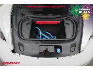 Porsche Taycan 4 93 kWh LED ACC Pano 360° Memory picture 11