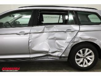 Volkswagen Passat Variant 2.0 TDI DSG Business Navi Clima Cruise Camera SHZ AHK 40.799 km! picture 5