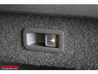 Volkswagen Passat Variant 2.0 TDI DSG Business Navi Clima Cruise Camera SHZ AHK 40.799 km! picture 30