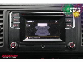 Volkswagen Transporter 2.0 TDI 150 PK L1-H1 2X Schuifdeur Airco Cruise PDC AHK picture 18