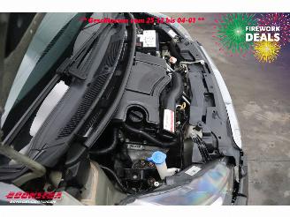 Peugeot 108 1.0 e-VTi Allure Bluetooth Clima Cruise Camera 83.534 km! picture 7