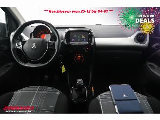 Peugeot 108 1.0 e-VTi Allure Bluetooth Clima Cruise Camera 83.534 km! picture 13
