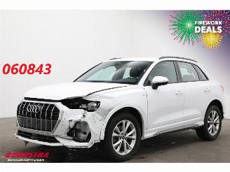 krockskadad bil auto Audi Q3 35 TDI Aut. S-Line LED ACC Virtual Clima Camera SHZ 39.443 km! 2023/12