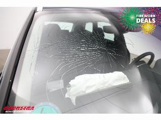 Volvo Xc-60 2.0 T6 PHEV AWD Essential Bright Pano LED ACC Camera LRHZ AHK picture 12