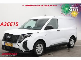 skadebil bedrijf Ford Transit Courier Van 1.5 EcoBlue Trend Airco Apple/Android Cruise PDC 2024/6