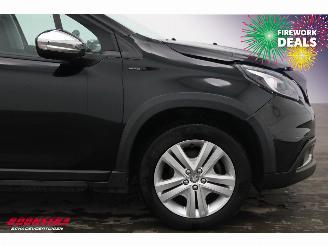 Peugeot 2008 1.2 PureTech Aut. Signature Navi Airco Cruise PDC 59.303 km! picture 5